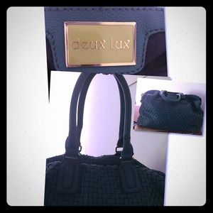 DEUX LUX- Turquoise woven top handle purse ! 👜